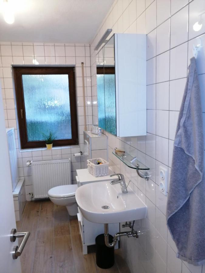 Ebenerdige Ferienwohnung Mit Grosser Terrasse In Der Naehe Des Waldes, Zum Wohlfuehlen Schoneck ภายนอก รูปภาพ