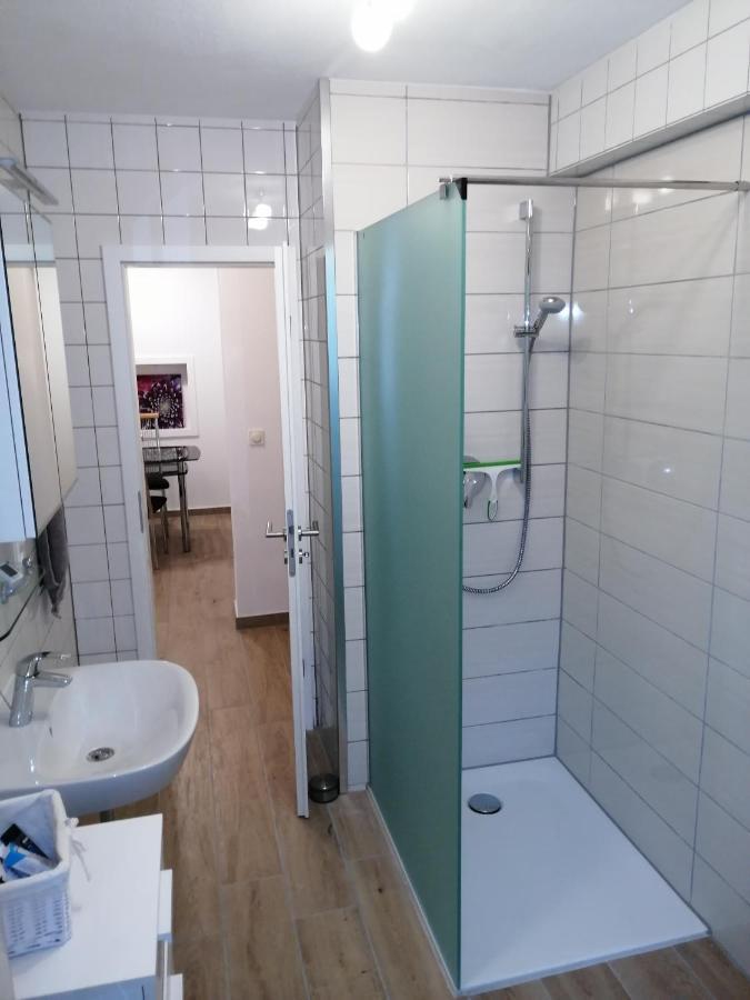 Ebenerdige Ferienwohnung Mit Grosser Terrasse In Der Naehe Des Waldes, Zum Wohlfuehlen Schoneck ภายนอก รูปภาพ