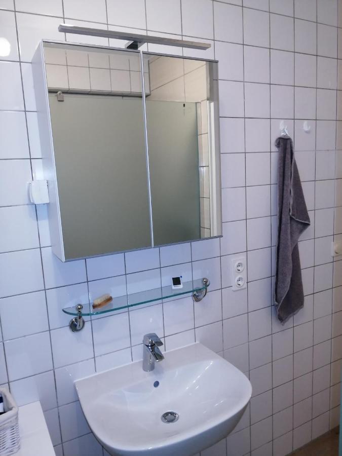 Ebenerdige Ferienwohnung Mit Grosser Terrasse In Der Naehe Des Waldes, Zum Wohlfuehlen Schoneck ภายนอก รูปภาพ