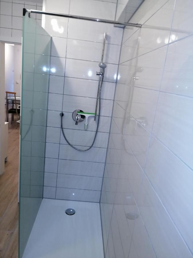 Ebenerdige Ferienwohnung Mit Grosser Terrasse In Der Naehe Des Waldes, Zum Wohlfuehlen Schoneck ภายนอก รูปภาพ